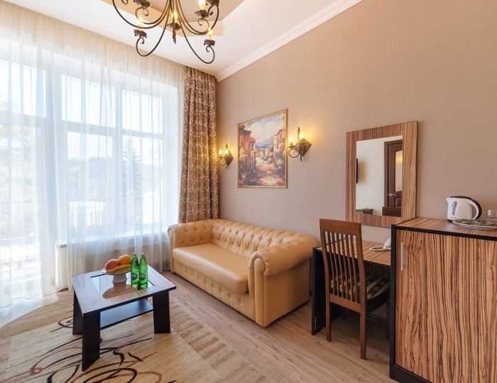 Люкс 2-местный  2-комнатный - Санаторий «Центросоюз» Кисловодск